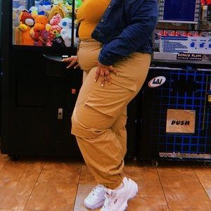 Oversized cargo pants
